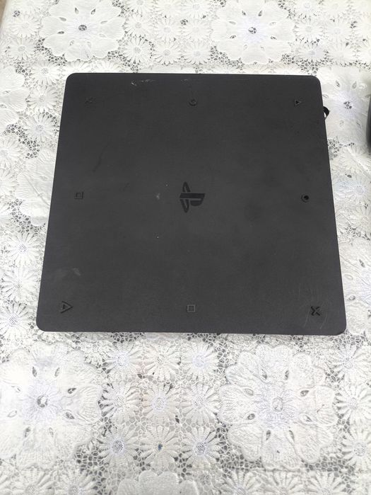 Playstation 4 Ps4 Плейстейшън 4 пс4 игрова Конзола  комплект