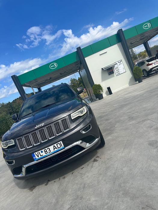 Jeep grand cherokee summit  0758581775