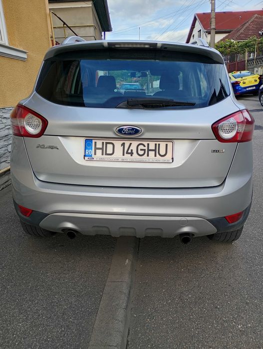 FORD Kuga 2010 — imagine 2