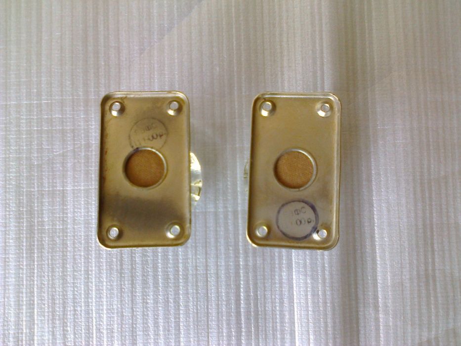 Пара дверных ручек ( стекло,металл)