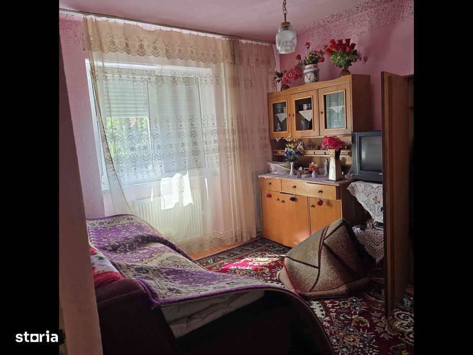 Hunedoara apartament cu doua camere.