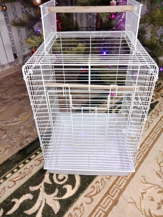 Продам клетку для попугаев
