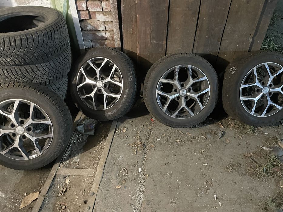 Диски с резиной maxxis