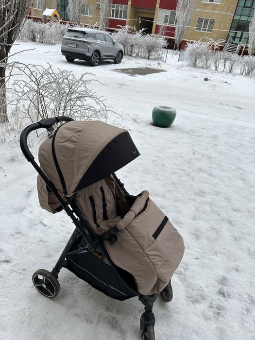 Коляска прогулочная