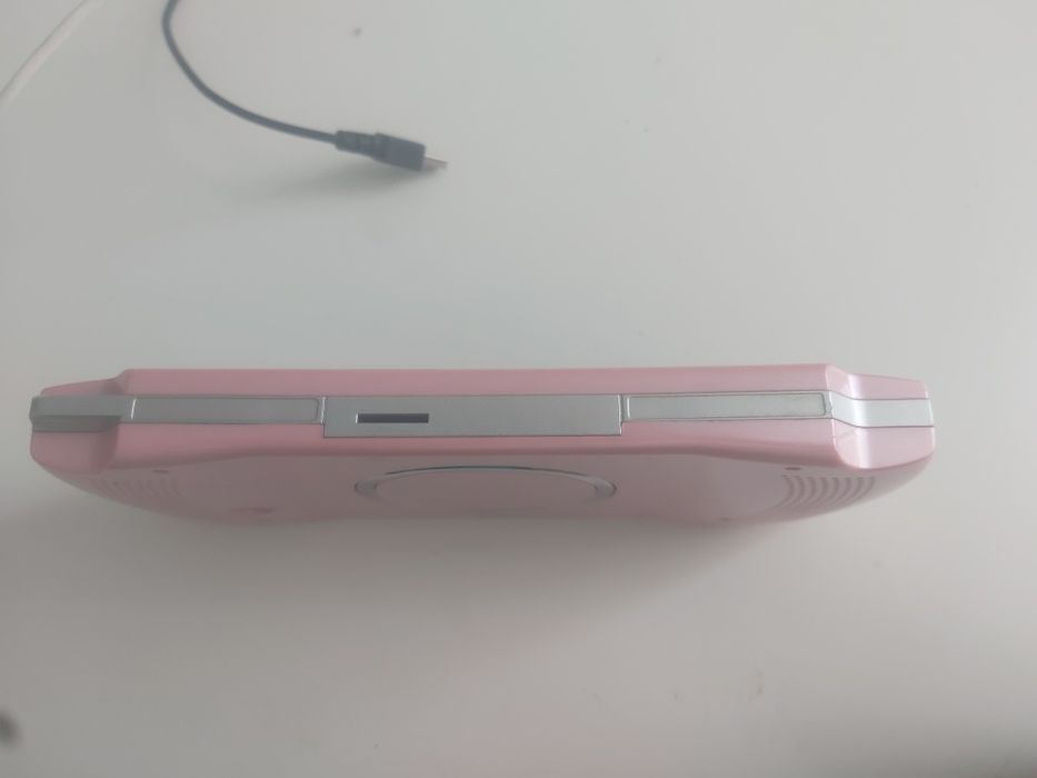 Продаю Sony PSP-3000,