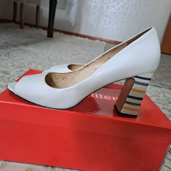 Туфли белые,  Турция.  38~ размер