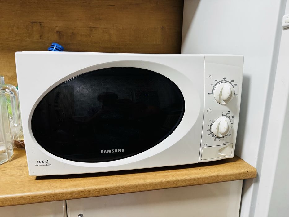 Продам микроволновку