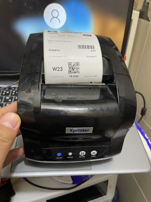 Термопринтер этикеток Xprinter XP-365B + Рулон стикеров в подарок