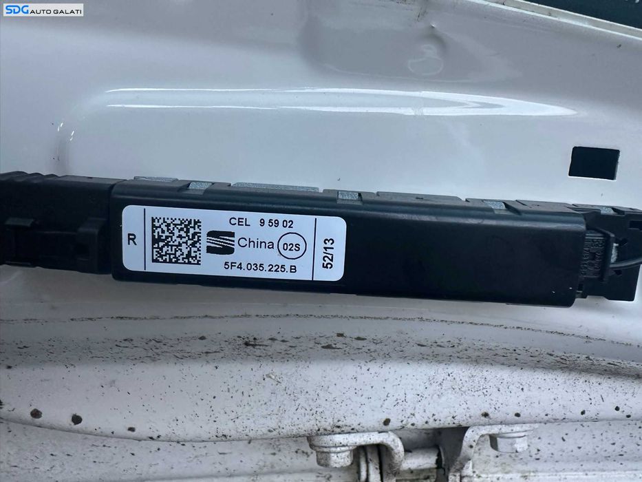 Antena Semnal Amplificator Seat Leon 5F 2013 - 2020 Cod 5F4035225B [C8561]