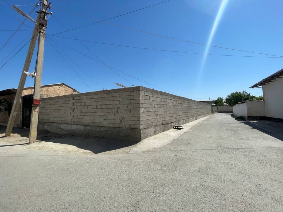 Срочно ховли Сотилади ёки2хонали квартирага алмашамиз. 5 сотих, 6 хона