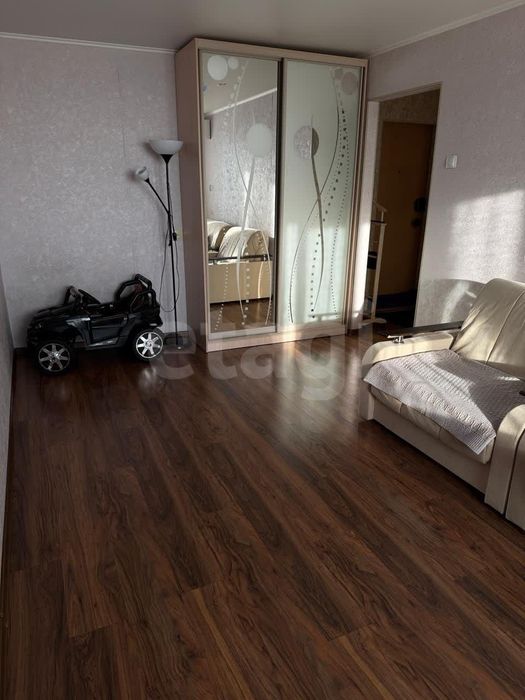 Продам 2-ком кварт !