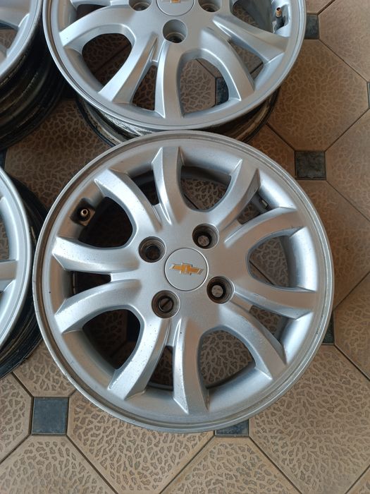 Spark Radnoy Diska Sotiladi