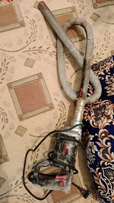 бетонный вибратор