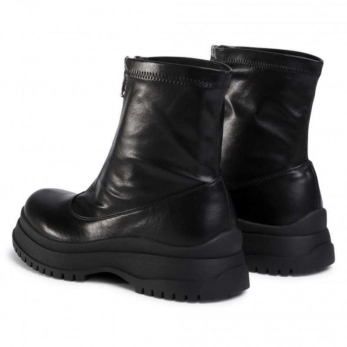 Botine Jenny Fairy absolut noi, mar 40