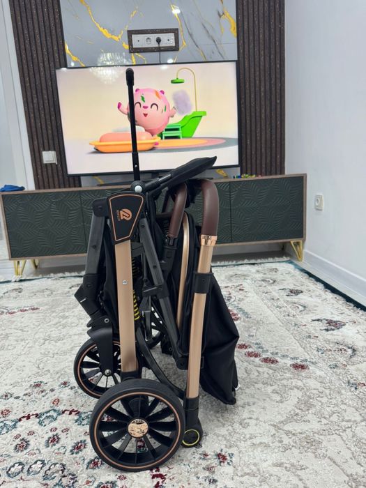 Продам коляску, новая.