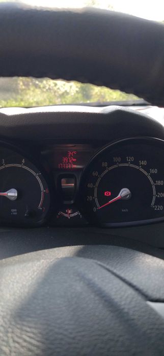 Форд фиеста 2009