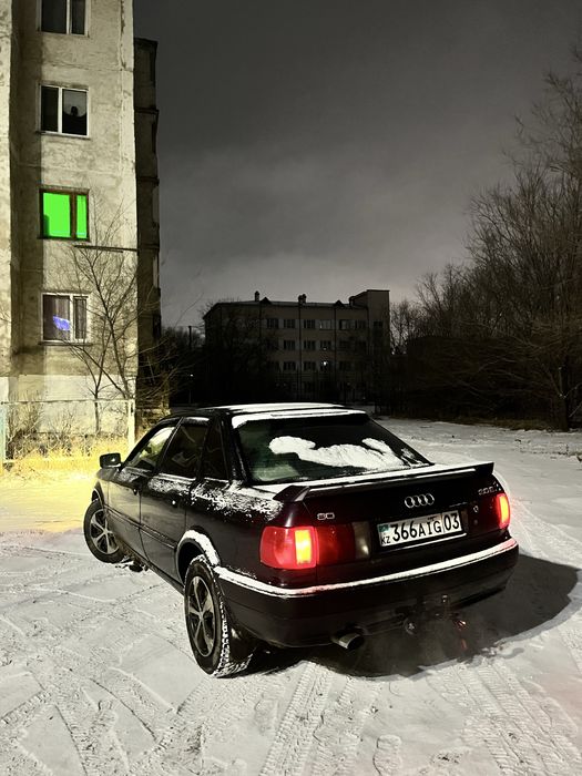 Продам Audi 80 b4