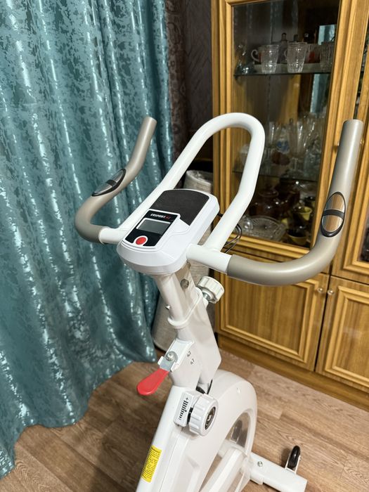 Велотренажер вертикальный