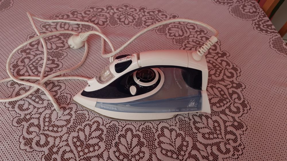 Fier de călcat Philips Azur, 2400W, cu abur