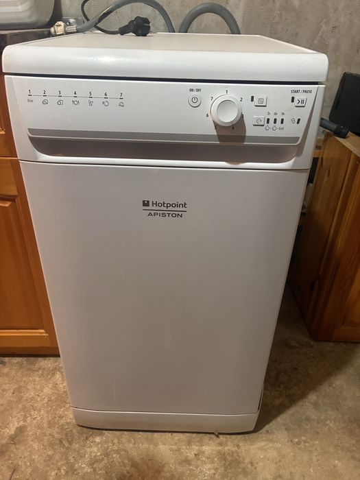 Съдомиялна Hotpoint ariston