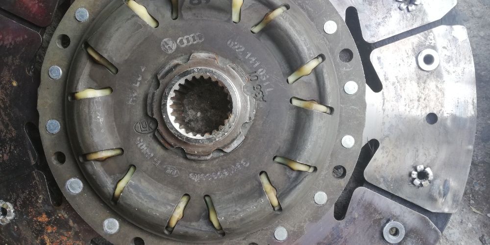 Съединител за Фолксваген шаран 240 ММ 2.8 v6