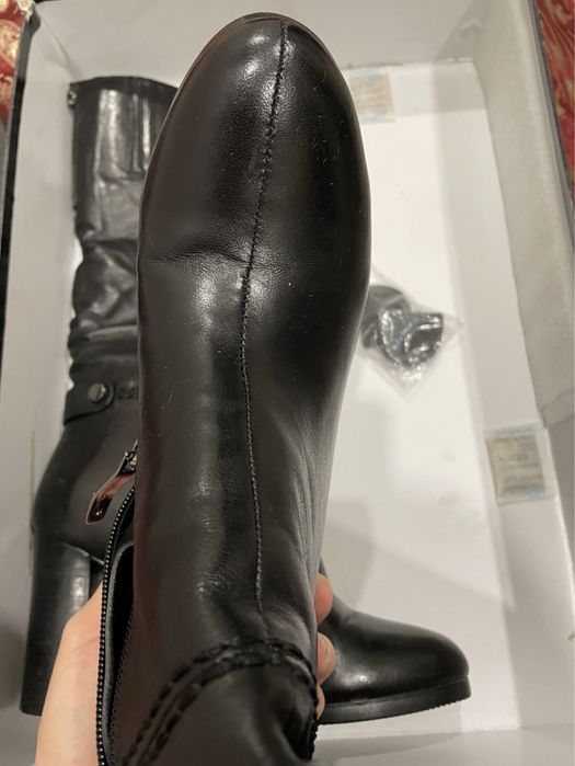 Сапоги натуралка 37 размера