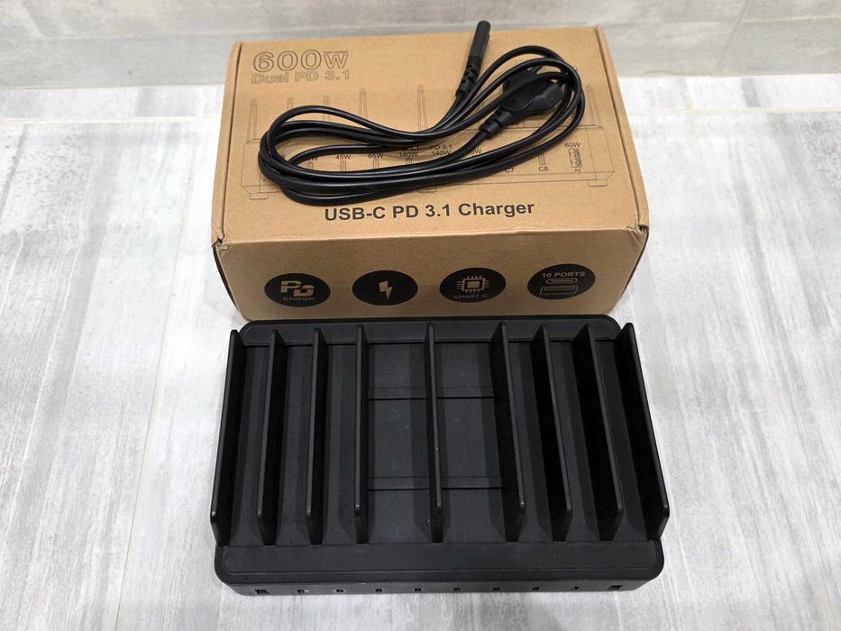 Зарядна станция за таблети, смартфони и лаптопи - Ueetop 600W USB Fast Charge 10-Port GaN Charging Station Laptop Tablet