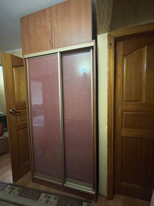 Продается шкаф для прихожей