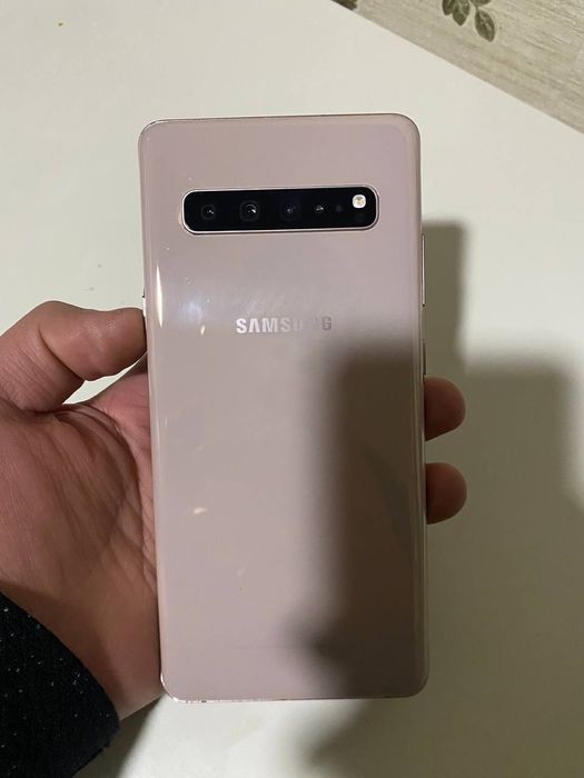 Samsung s10 5G   8/256 ( 2mln sum)