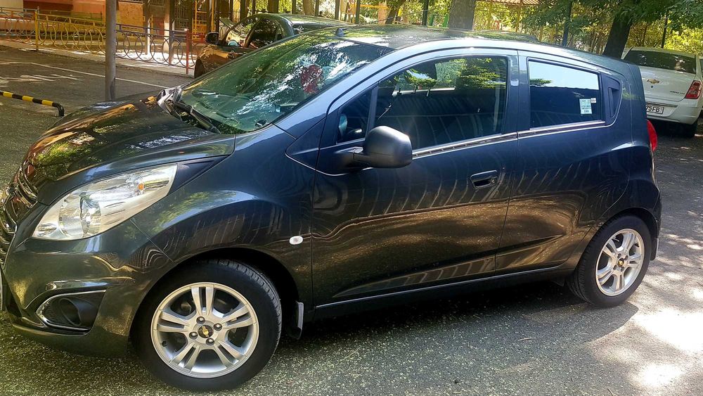 Продам Спарк 2-позиция