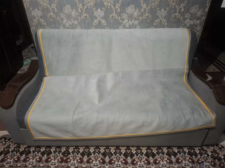 Продаётся мебель срочно стенки и стул, мягкий мебель мягкий мебель