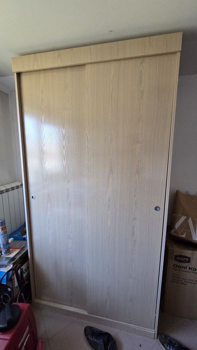 Спалня, гардероб, бюро, шкафче