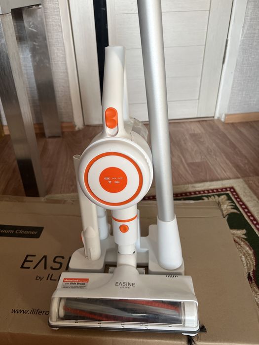 Продаю Easine G80 vacuum cleaner