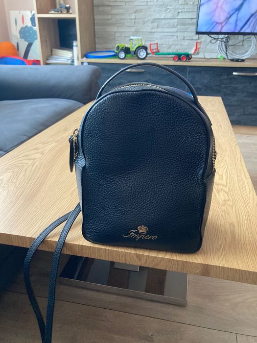 Дамска раница (естествена кожа)