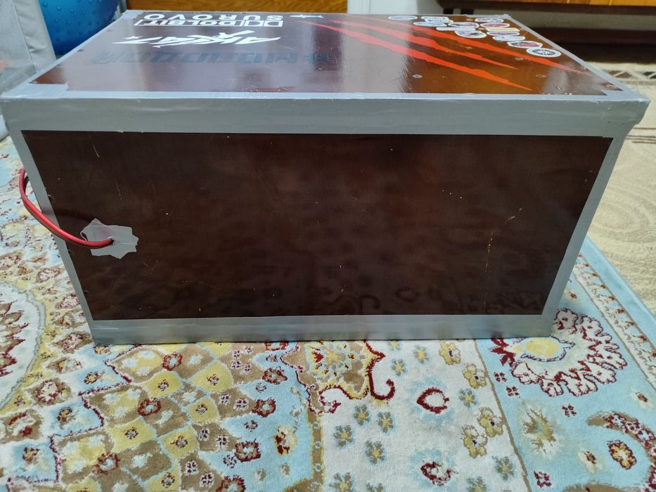 Продам сабвуфер Амп