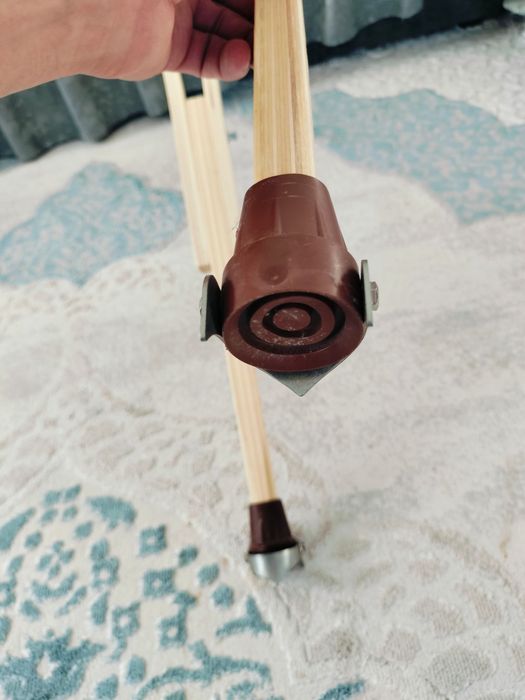 Продам подмыщечные костыли