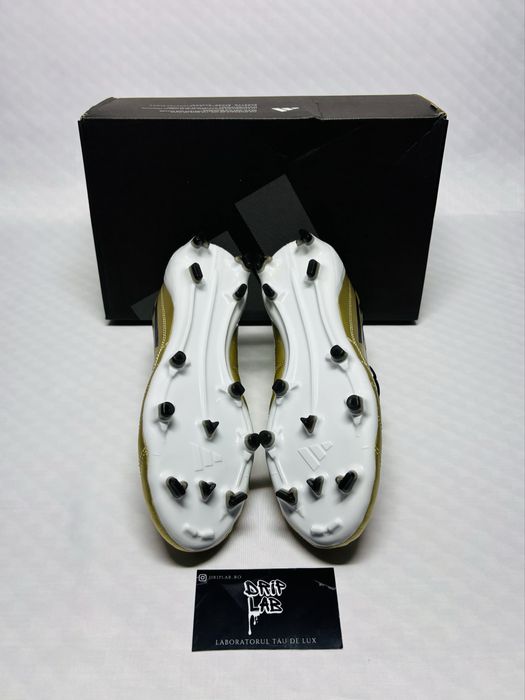 Ghete de fotbal adidas Messi f50 aurii 40