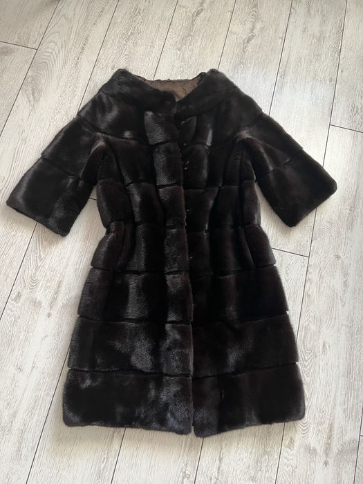 Продам шубу норковую