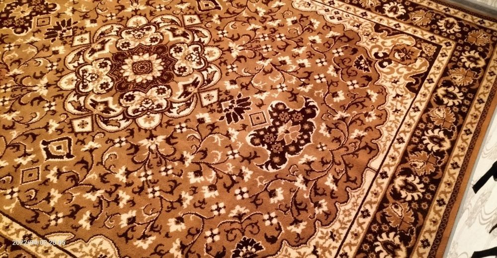 Продаётся ковер глам сотилади б/у