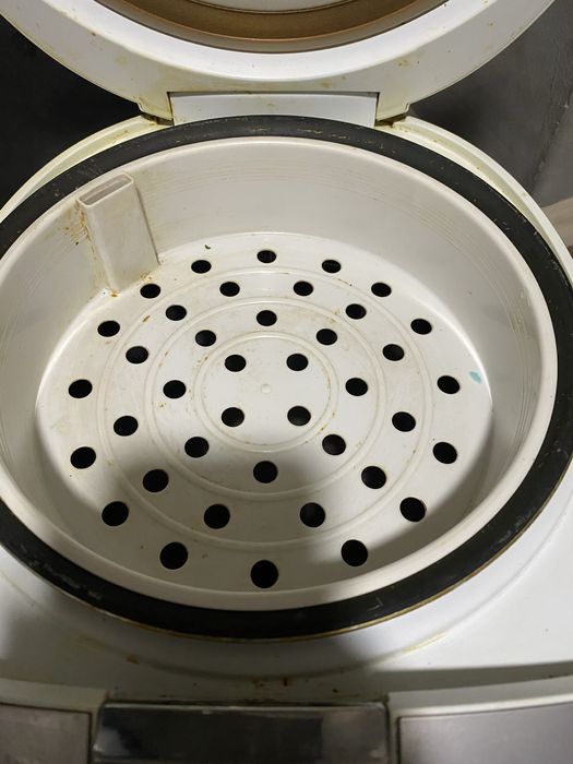 Продаю мультиварку