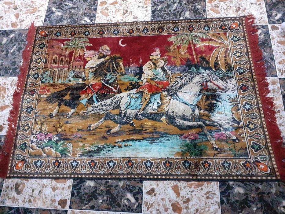 Vând carpetă "Răpirea din Serai"