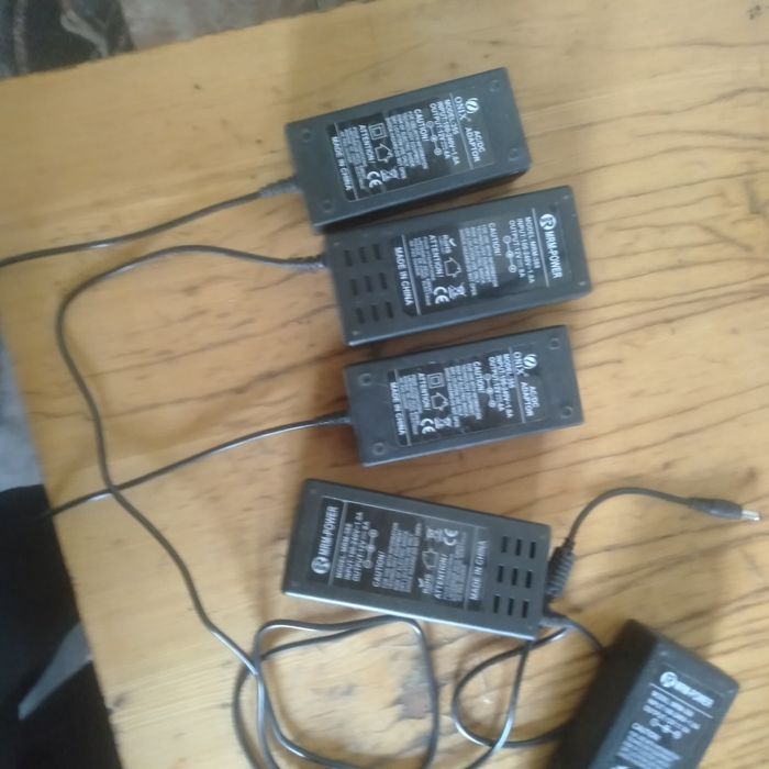 Блок питанич 12 v