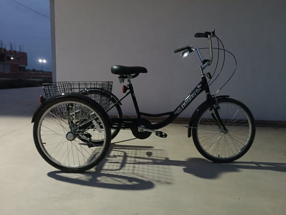 Vând tricicletă adulti