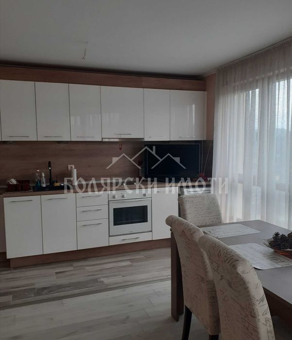 Продава се Тристаен апартамент в Велико Търново, Център - 90 кв.м за 1723 €/кв.м - Снимка #1