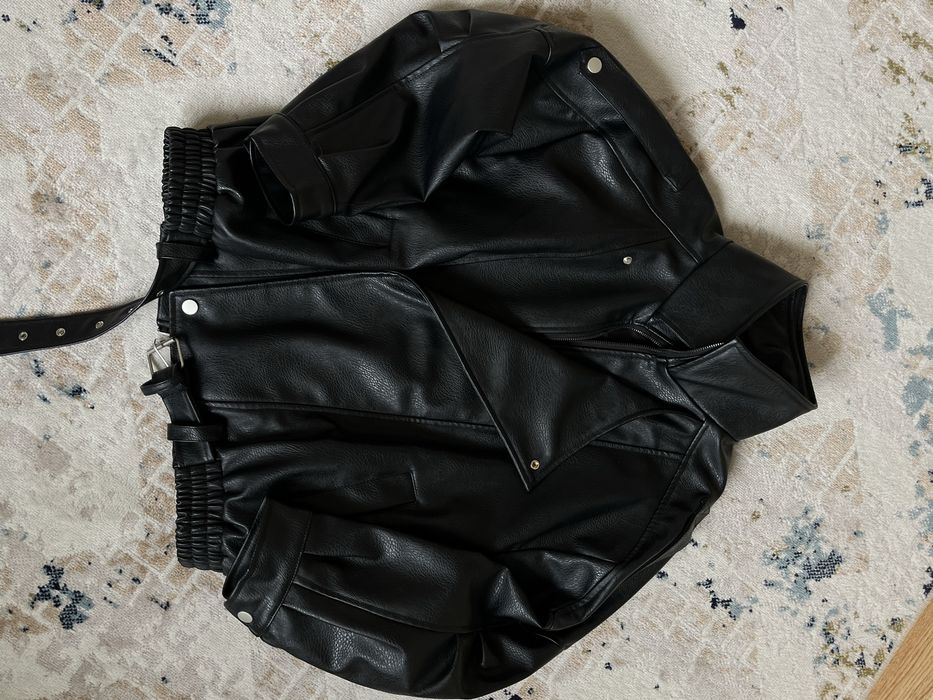 продам кожанку срочно