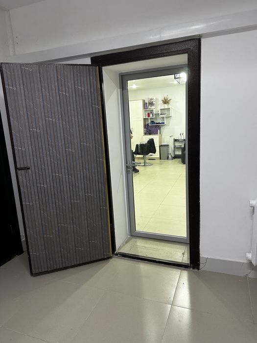 Сдам рабочие места в салоне красоты