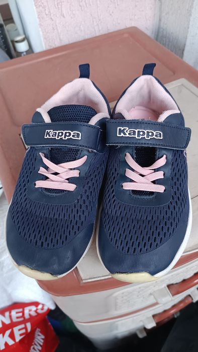 Продавам лот детски обувки