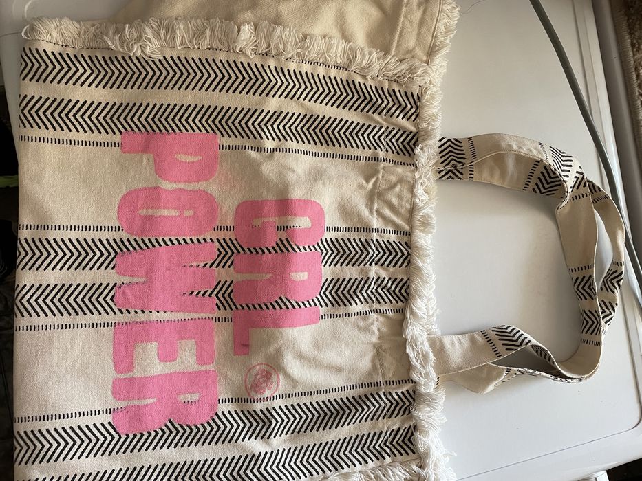 Чанта BSB - бежова с розов надпис