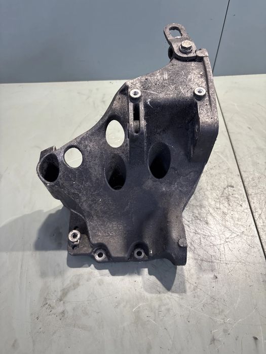 suport pompa inalta presiune 55187918 Opel Astra 2006