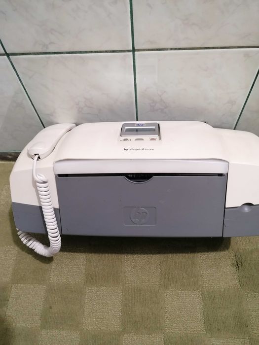 Imprimanta HP jet color 4255, multifuncțională